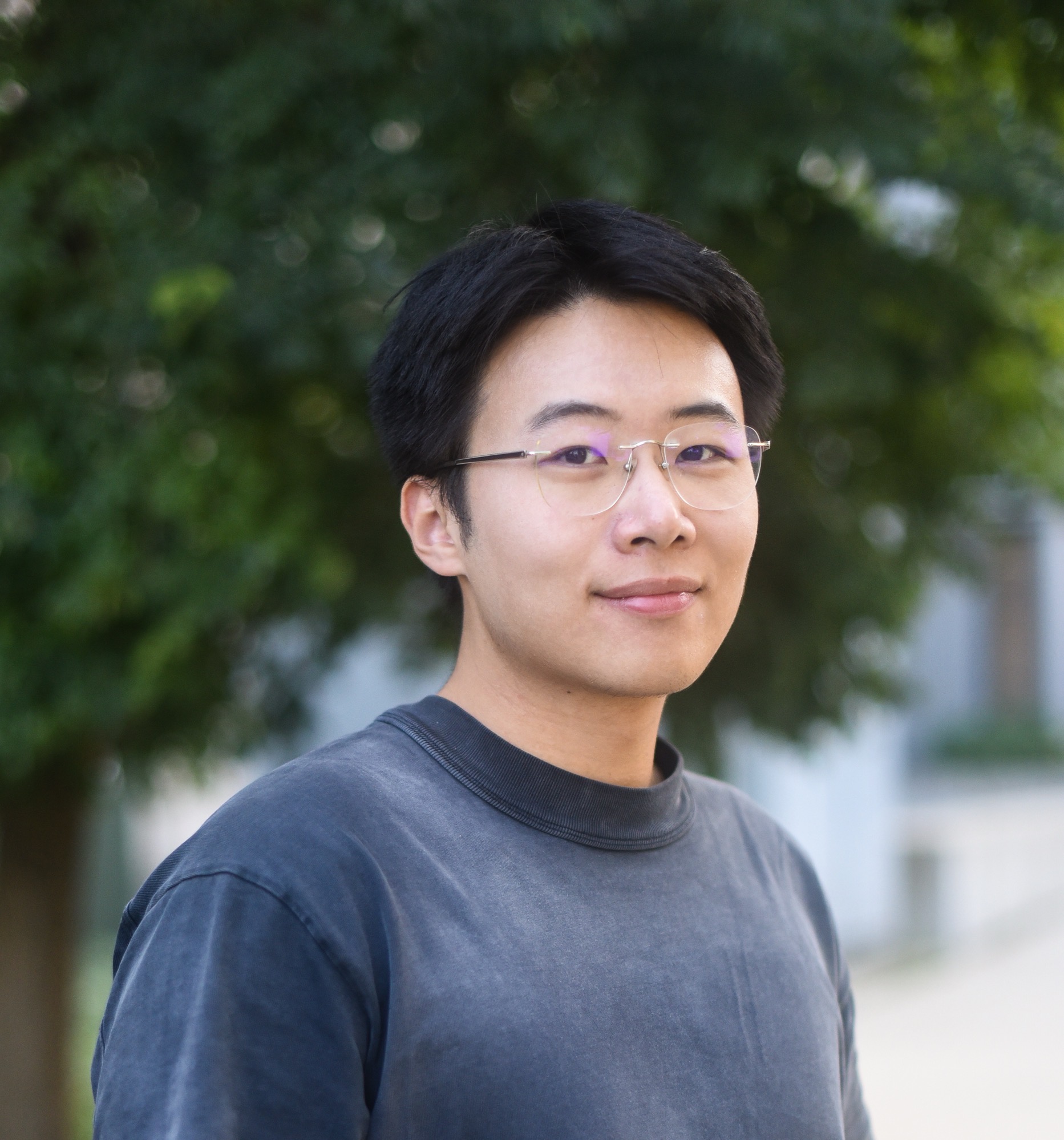 Mingzhen Li